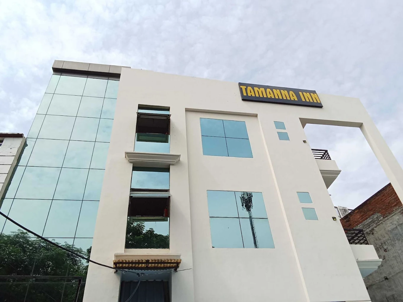 Hotel Tamanna, Gomti Nagar